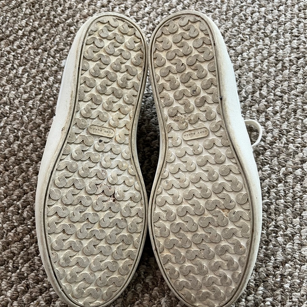 Tory Burch Sneakers with Black Accents - Picture 5 of 7